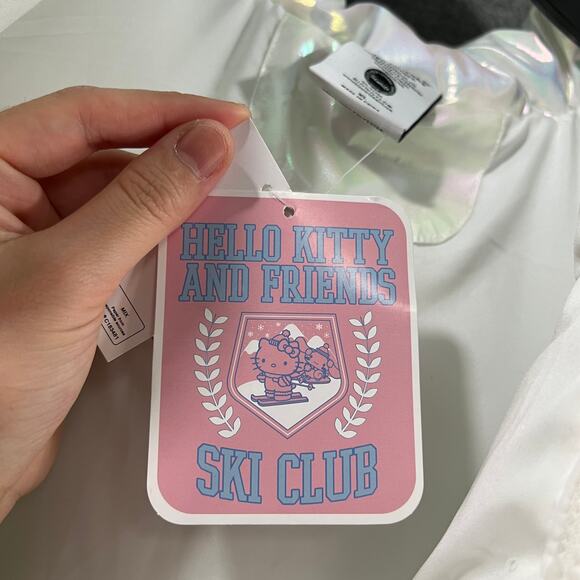 Hello Kitty Snow Angel Cropped Puffer Vest Size XL - Picture 14 of 16